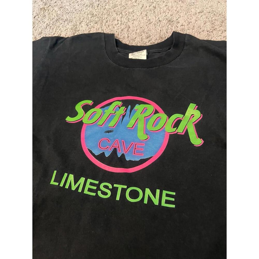 Vintage 90s “Soft Rock Cave” Hard Rock Cafe Style Tee Black M USA Single Stitch